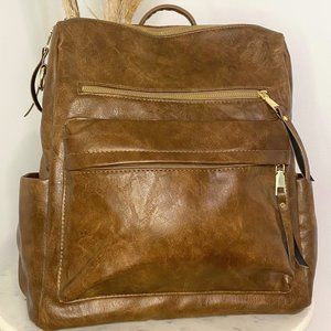 BROWN FAUX LEATHER BAG W/ GOLD CLOSURE, WATER BOTTLE POCKETS, & A HIDDEN POCKET